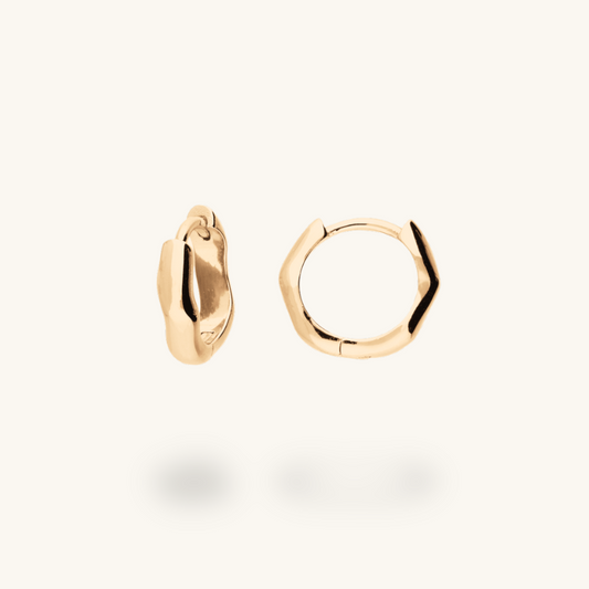 Mini Ripple Huggie Earring